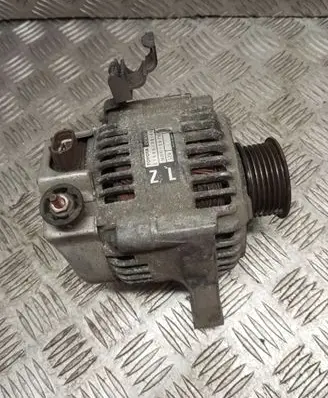 Toyota Corolla Verso E121 Generator/alternator 2706022100