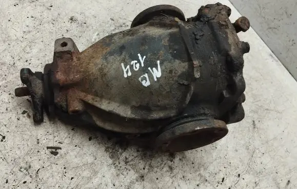 Mercedes-Benz E W124 Rear differential R1243512508