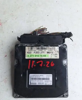 Mercedes-Benz C W203 Engine control unit/module A2710107444