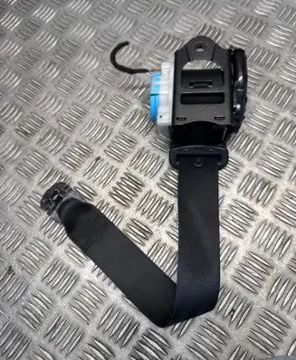 Mercedes-Benz CLA C117 X117 W117 Rear seatbelt 3063559 071CH1B1N0 8173399228
