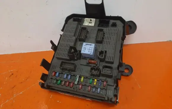 Peugeot 807 Fuse box set 1484818080