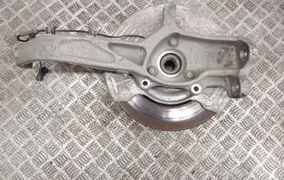 Tesla Model 3 Front wheel hub 1044311-00-F
