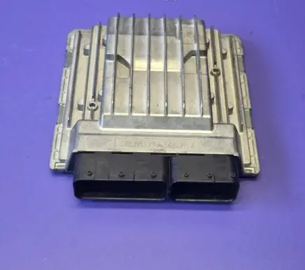 BMW 3 E90 E91 Engine control unit/module 7579142 5WK93709 DMEMSD812