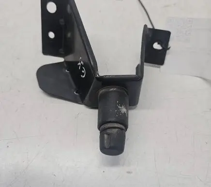 Peugeot 3008 I Loading door check strap stopper 