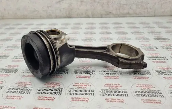 Volkswagen Touran II Piston with connecting rod 038J