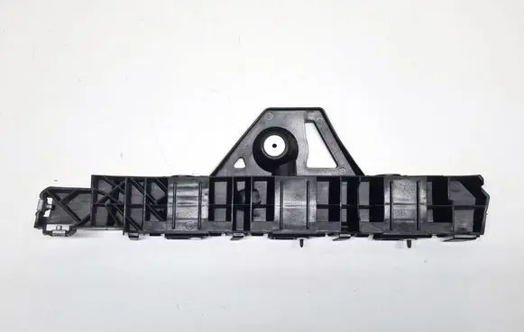 Rear bumper mounting bracket