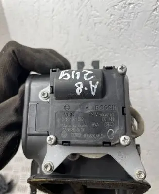 Audi A8 S8 D3 4E Air flap motor/actuator 0132801369 4F0820511B CZ1168803710