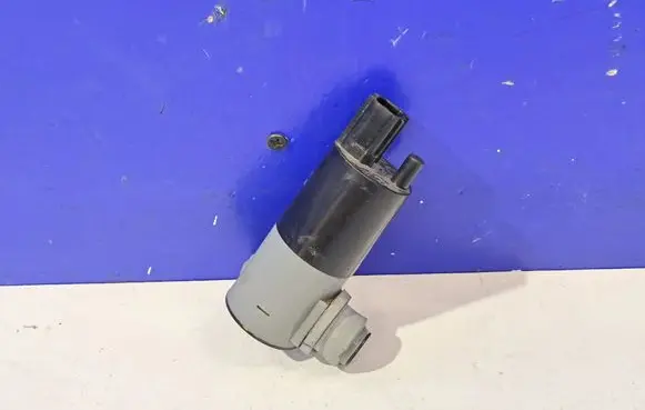 Jaguar F-Type Windscreen/windshield washer pump 150622A 1009860001