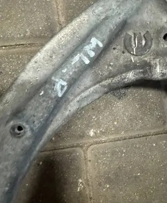 Jeep Grand Cherokee WL Front lower control arm/wishbone P68375788AB