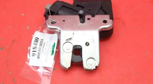 Audi A8 S8 D3 4E Tailgate/trunk/boot lock/catch/latch 4F5827505D