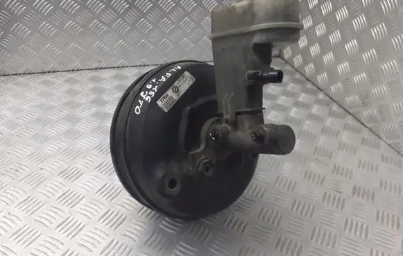 Alfa Romeo 147 Brake booster 51747489