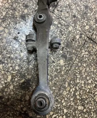 Audi A4 S4 B5 8D Front lower control arm/wishbone