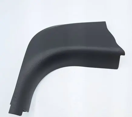 Foot area side trim