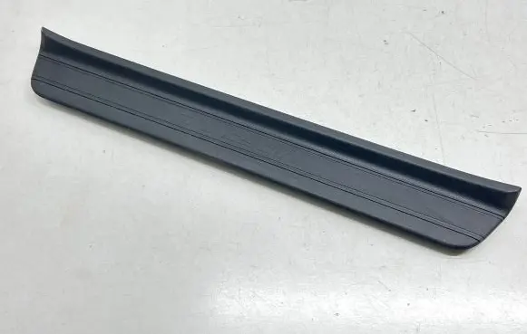 Hyundai Tucson IV NX4 Front sill trim cover 85873N7000