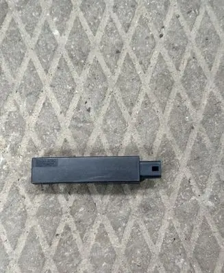 Lexus GS 300 350 430 450H Sensor 8651630460 E680710