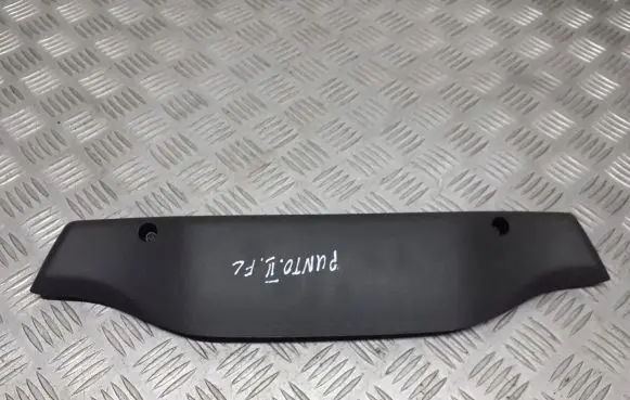 Fiat Punto (188) Third/center stoplight