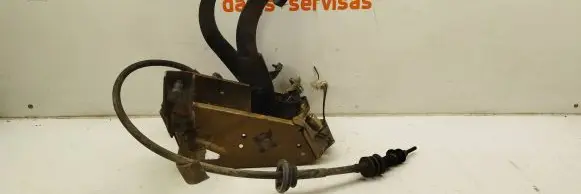 Subaru Leone 1800 Pedal assembly 