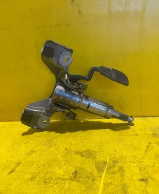 Opel Corsa D Steering wheel axle