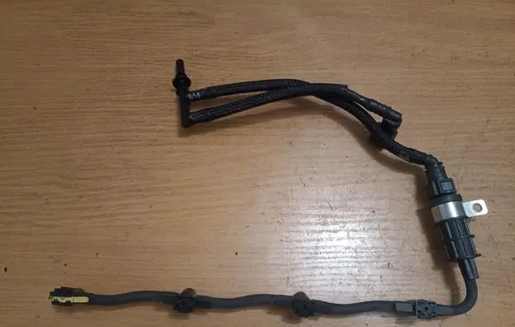 Renault Trafic II (X83) Fuel return line/hose 8200762577 8200894668