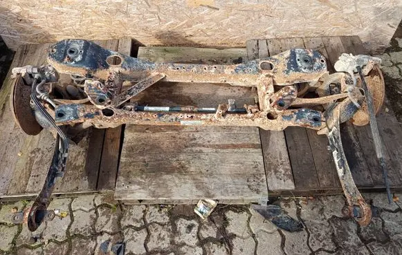 Ford Focus Rear axle beam 
