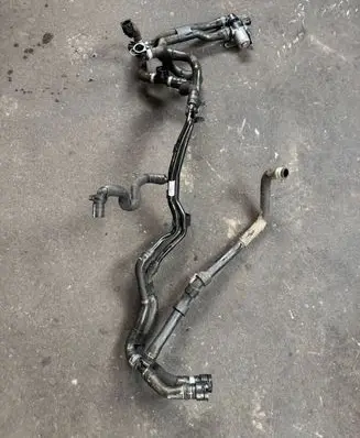 Audi A3 S3 8V Engine coolant pipe/hose 5Q0121065H