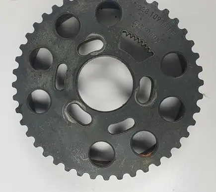 Volkswagen Golf V Timing chain sprocket 038109111E