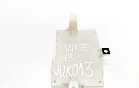 Nissan Juke I F15 Other control units/modules 277601KG0A