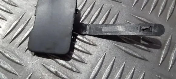 Peugeot 406 Front tow hook cap/cover