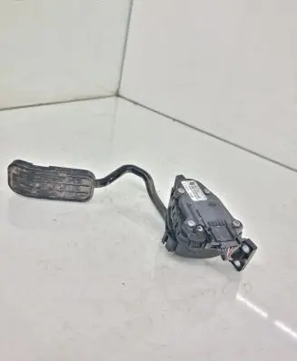 Seat Alhambra (Mk1) Accelerator throttle pedal 7M3721603E YM219F836AB
