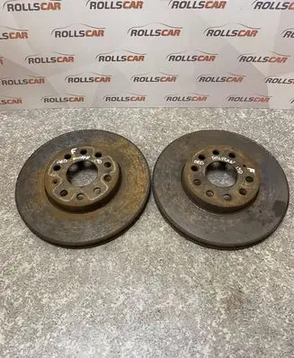 Volkswagen Touran I Front brake disc
