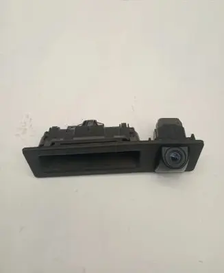 BMW 4 F32 F33 Tailgate handle with camera 7463162
