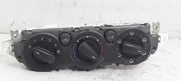 Ford Focus Climate control unit 3M5T19980AD 69607320 P6960732070
