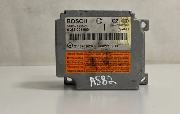 Mercedes-Benz E W211 Airbag control unit/module 2118702626 0285001880