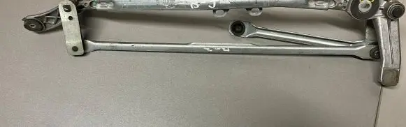 BMW 3 E90 E91 Front wiper linkage 61617161711 61614848601