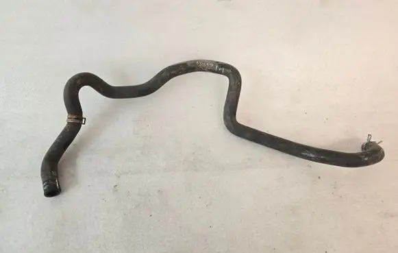 Volvo XC90 Engine coolant pipe/hose 31338391