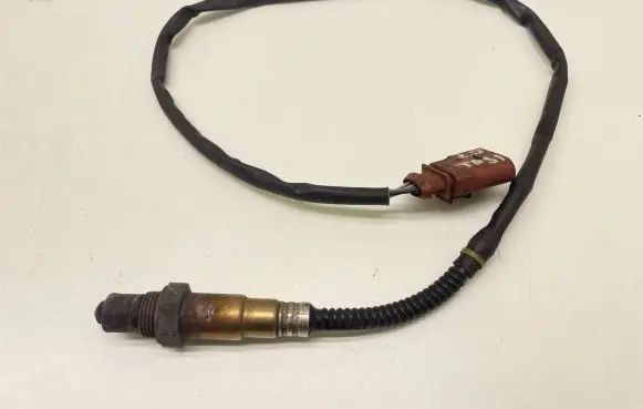 Audi A4 S4 B7 8E 8H Lambda probe sensor 06D906265 A246141005