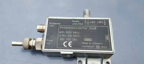 Audi A8 S8 D2 4D Aerial antenna amplifier 4B5035585