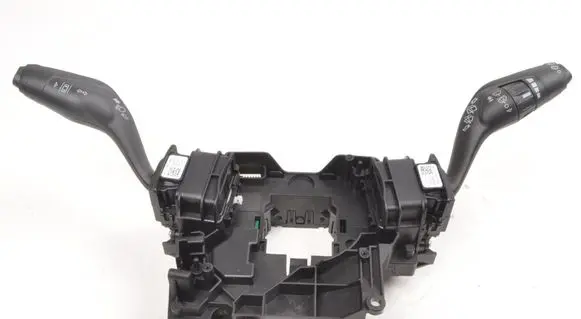 Ford Mondeo MK V A set of switches DG9T14B522AR
