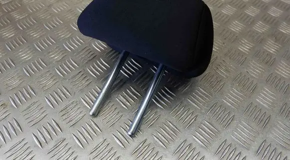 Nissan Qashqai Rear seat headrest 