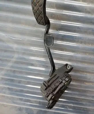 Audi A4 S4 B7 8E 8H Accelerator throttle pedal 8E2721523E
