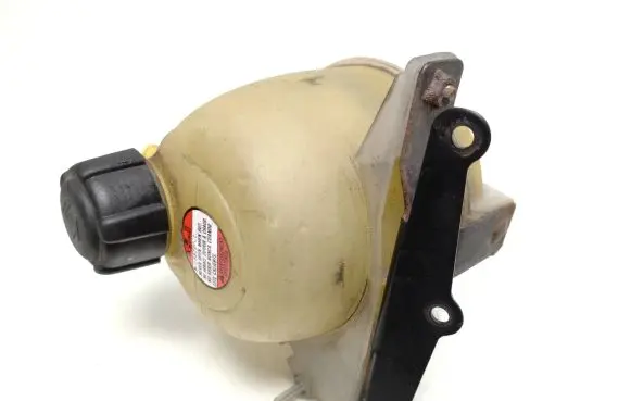Suzuki Grand Vitara II Coolant expansion tank/reservoir 7700836316