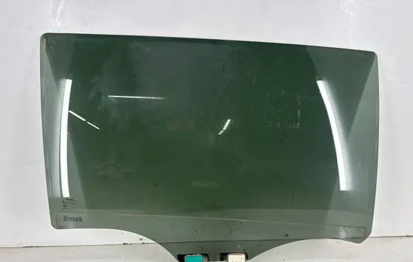 Chrysler Pacifica Rear door window glass 68231942AA 43R000184 E000989