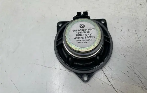 BMW 5 E60 E61 Subwoofer speaker 18820010 430407858261 6923174