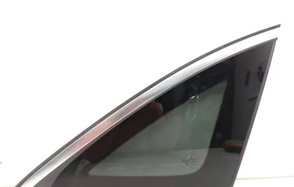 Mercedes-Benz EQC Rear side window A2936701600 E643R006723