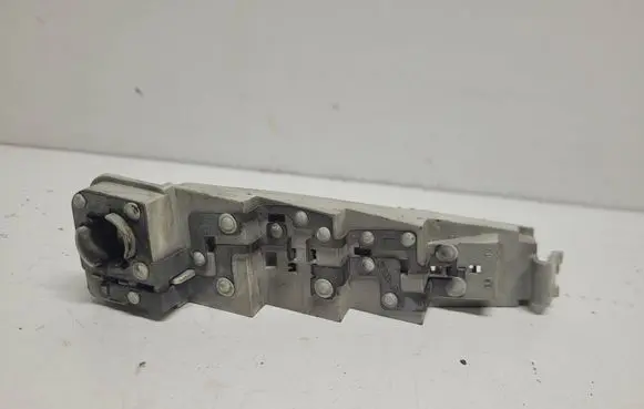 Volvo V50 Tail light bulb cover holder 27162102