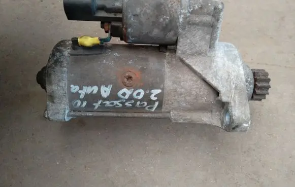 Volkswagen PASSAT B7 Starter motor 02E911023Q