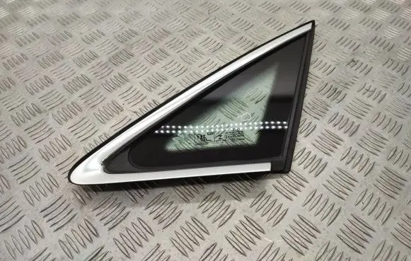 Audi A3 S3 8V Rear side window 43R00048 8V5845298K 8V5845300M