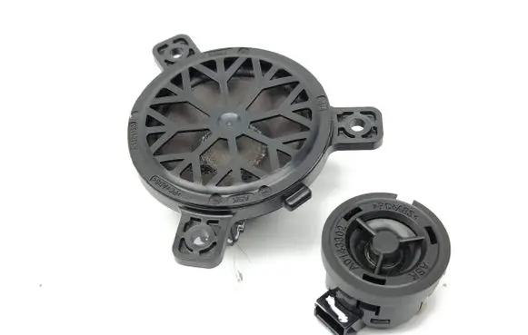 Jeep Avenger Panel speaker 9833037880 01727 900065001
