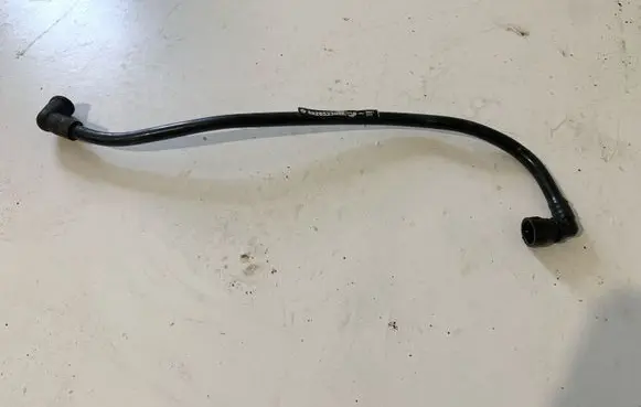 Dodge Durango III Breather hose/pipe 68265330AA