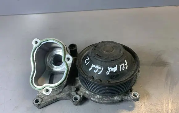 BMW 1 F20 F21 Water pump 11518516204 8516204